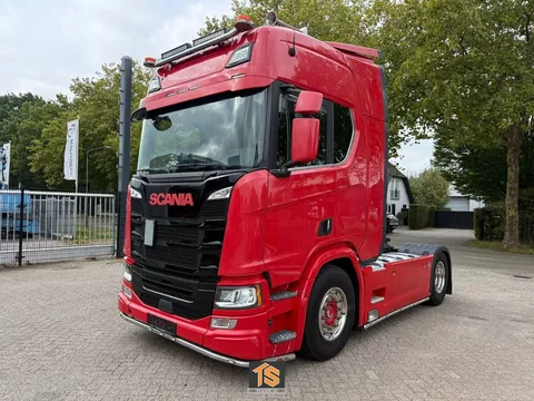 Scania R650 V8 - SHOW TRUCK - EURO 6 D - FULL AIR - RETARDER - GERMAN TRUCK - HYDRAULIC - TOP TOP TOP!! TS561074