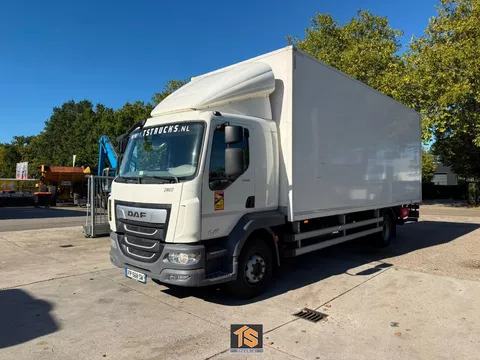 DAF FA LF 260 14 TON - EURO 6D - KOFFER/BOX - SLEEPER CAB - TUV/APK 05/2027 - TOP! TS494699
