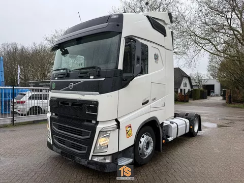 Volvo FH 500 MEGA LOWDECK - GLOBETROTTER - I-SHIFT - APK/TUV 09/2026 - 2 TANKS - TOP! TS787052