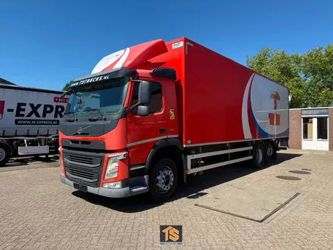 Volvo FM 330 6X2 - 26 TON - BOX/KOFFER - I-SHIFT - TUV/APK 11/2026 - LUX TRUCK - TOP! TS695431