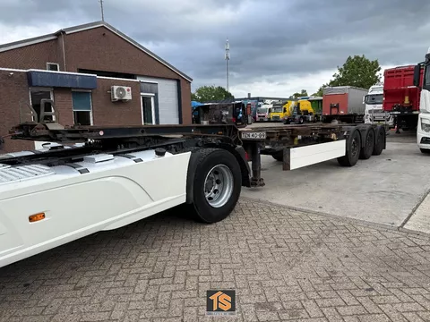 Schmitz Gotha SCF 24 G EURO 2x20-30-40-45ft NL TRAILER TS245797